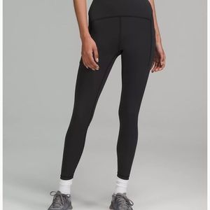power thru hr tight 25”  NWT